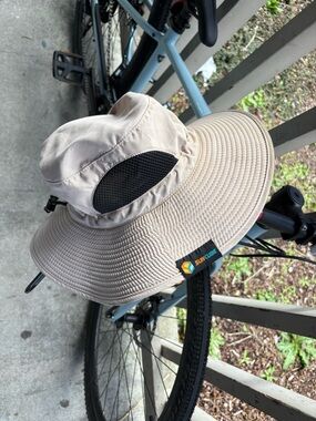 Men's Beige Wide-Brim Sun Hat